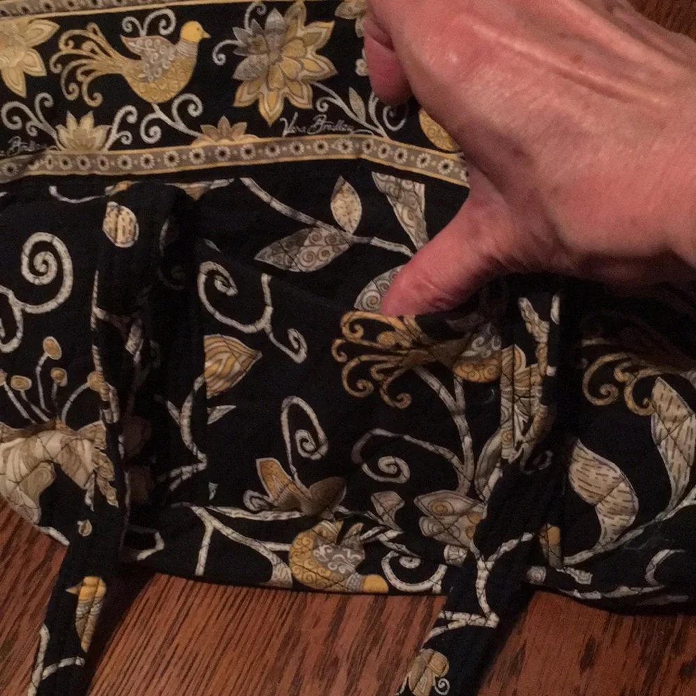 Vera Bradley Yellowbird purse - Picture 9 of 11